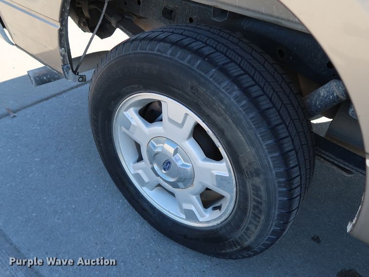 image for item JP9339 2012 Ford F150  SuperCrew pickup truck