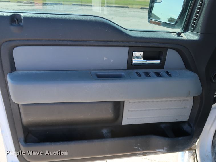 image for item JP9340 2013 Ford F150  SuperCrew pickup truck