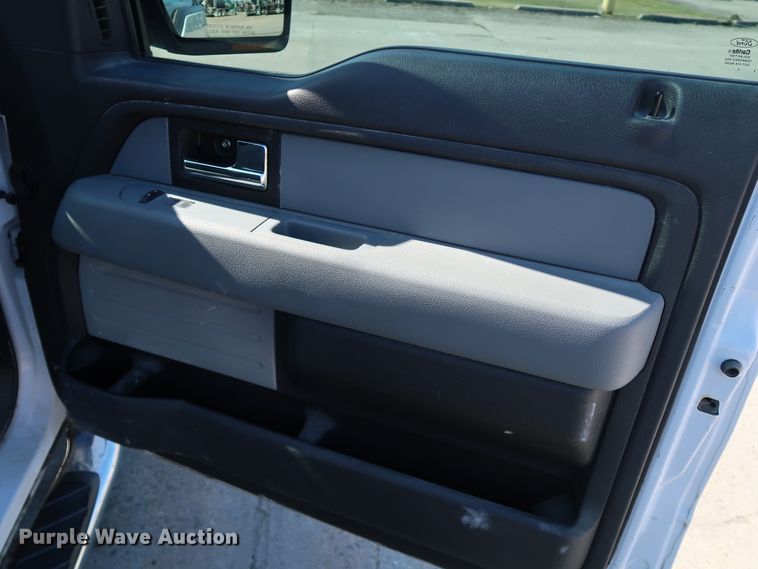 image for item JP9340 2013 Ford F150  SuperCrew pickup truck