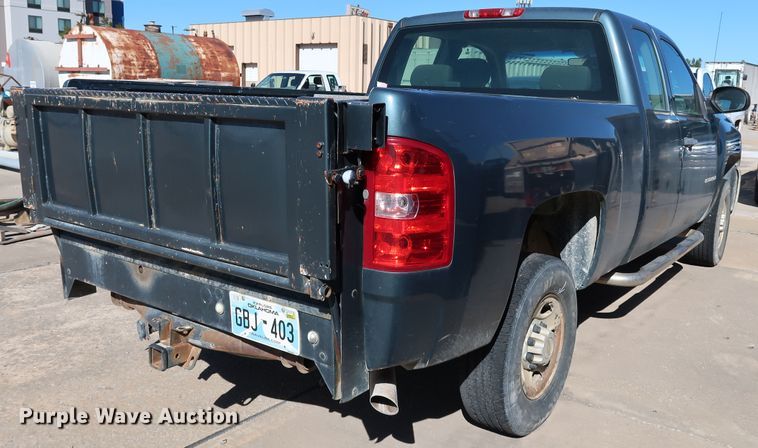 image for item JP9341 2008 Chevrolet Silverado 2500HD  Ext. Cab pickup truck