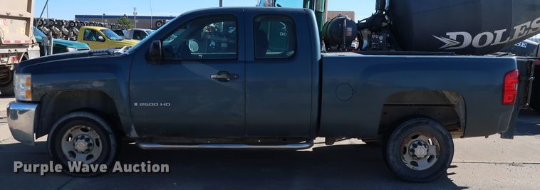 image for item JP9341 2008 Chevrolet Silverado 2500HD  Ext. Cab pickup truck
