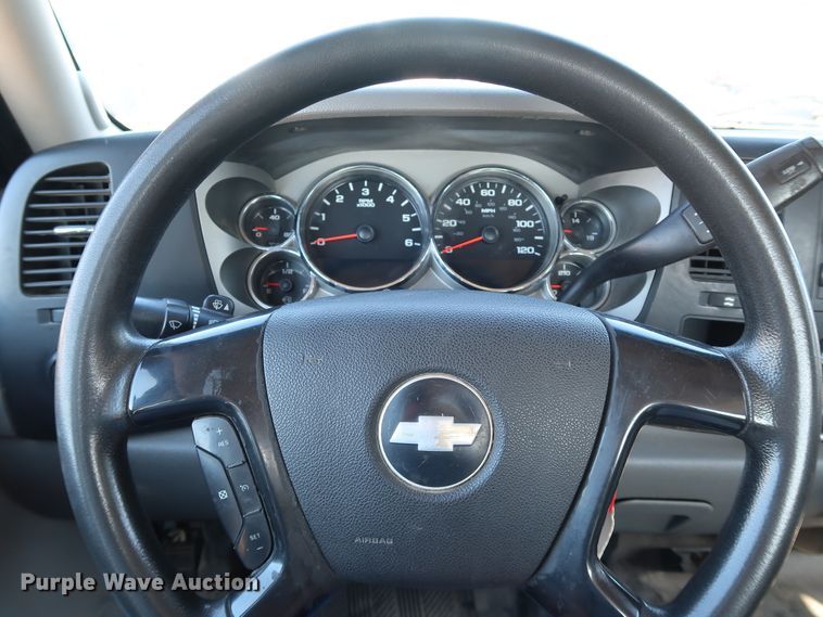 image for item JP9341 2008 Chevrolet Silverado 2500HD  Ext. Cab pickup truck