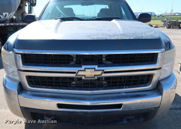 image for item JP9341 2008 Chevrolet Silverado 2500HD  Ext. Cab pickup truck