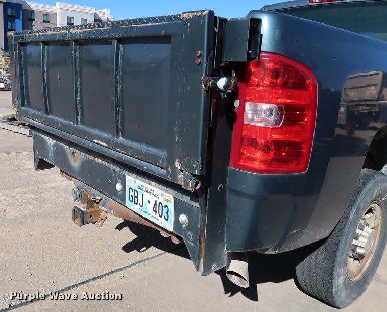 image for item JP9341 2008 Chevrolet Silverado 2500HD  Ext. Cab pickup truck