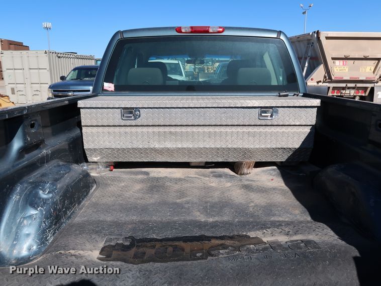 image for item JP9341 2008 Chevrolet Silverado 2500HD  Ext. Cab pickup truck