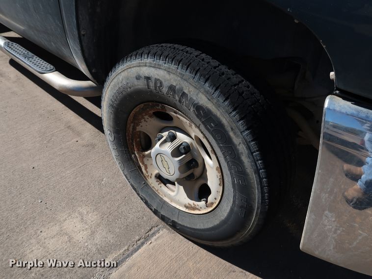 image for item JP9341 2008 Chevrolet Silverado 2500HD  Ext. Cab pickup truck