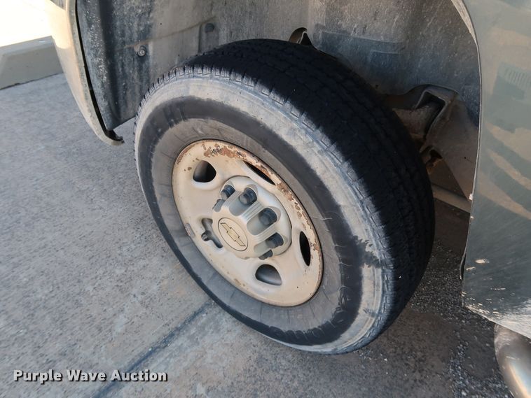 image for item JP9341 2008 Chevrolet Silverado 2500HD  Ext. Cab pickup truck