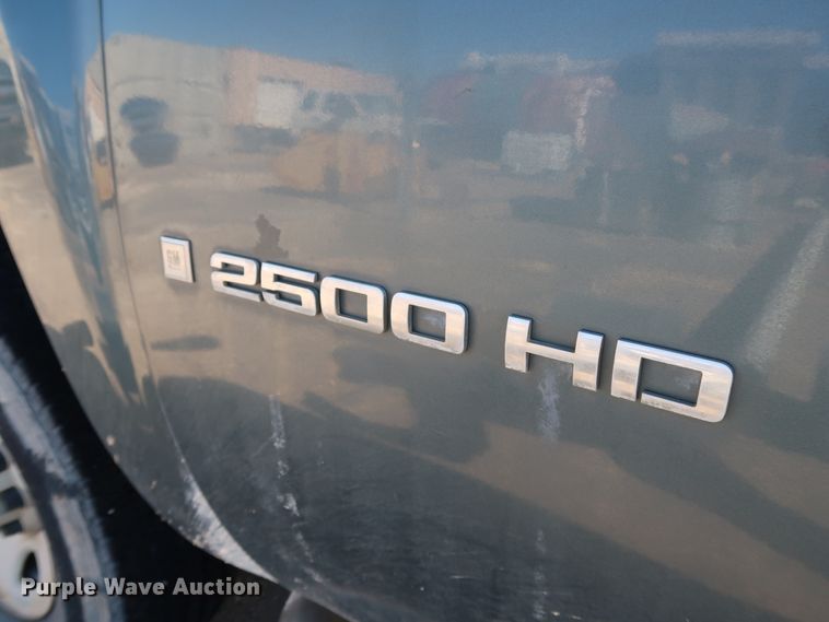 image for item JP9341 2008 Chevrolet Silverado 2500HD  Ext. Cab pickup truck