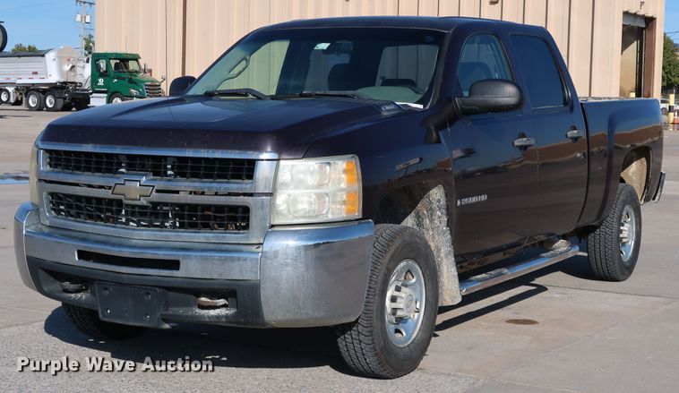 image for item JP9342 2008 Chevrolet Silverado 2500HD  Crew Cab pickup truck