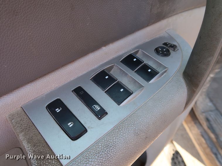 image for item JP9342 2008 Chevrolet Silverado 2500HD  Crew Cab pickup truck