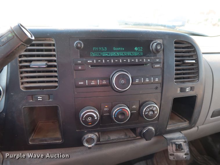 image for item JP9342 2008 Chevrolet Silverado 2500HD  Crew Cab pickup truck