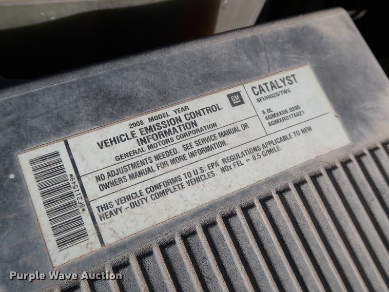 image for item JP9342 2008 Chevrolet Silverado 2500HD  Crew Cab pickup truck