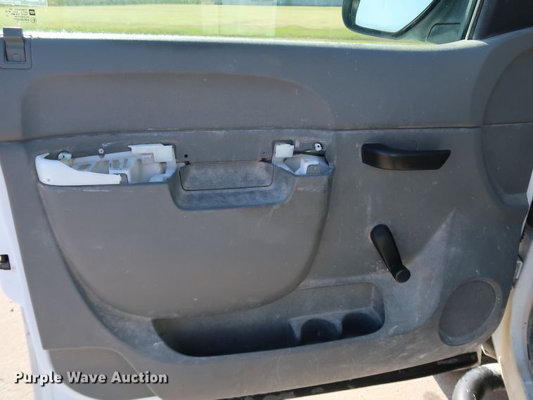 image for item JP9344 2013 Chevrolet Silverado 2500HD  pickup truck