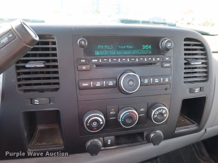 image for item JP9344 2013 Chevrolet Silverado 2500HD  pickup truck