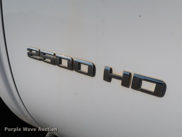 image for item JP9344 2013 Chevrolet Silverado 2500HD  pickup truck