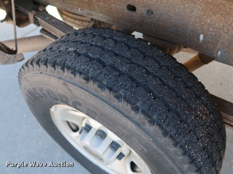 image for item JP9346 2004 Chevrolet Silverado 2500HD  pickup truck