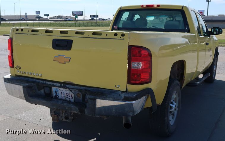 image for item JP9349 2012 Chevrolet Silverado 2500HD  Ext. Cab pickup truck