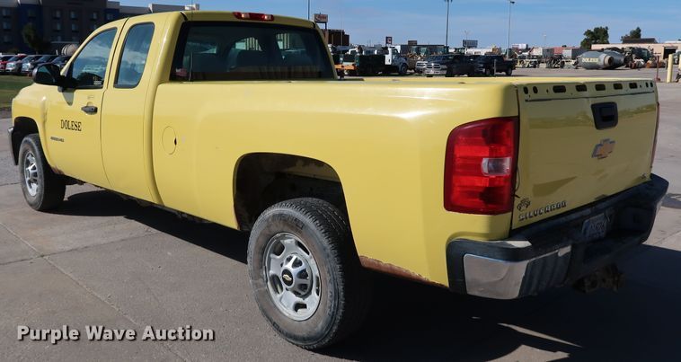 image for item JP9349 2012 Chevrolet Silverado 2500HD  Ext. Cab pickup truck