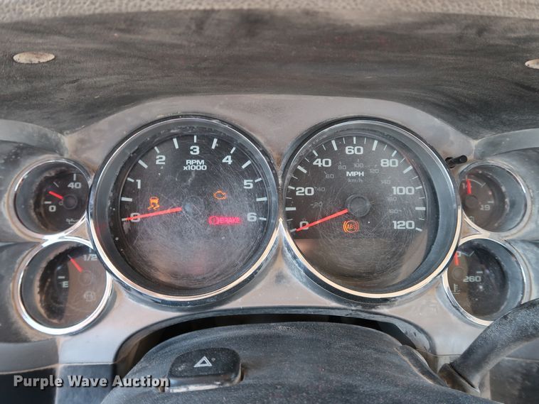 image for item JP9349 2012 Chevrolet Silverado 2500HD  Ext. Cab pickup truck