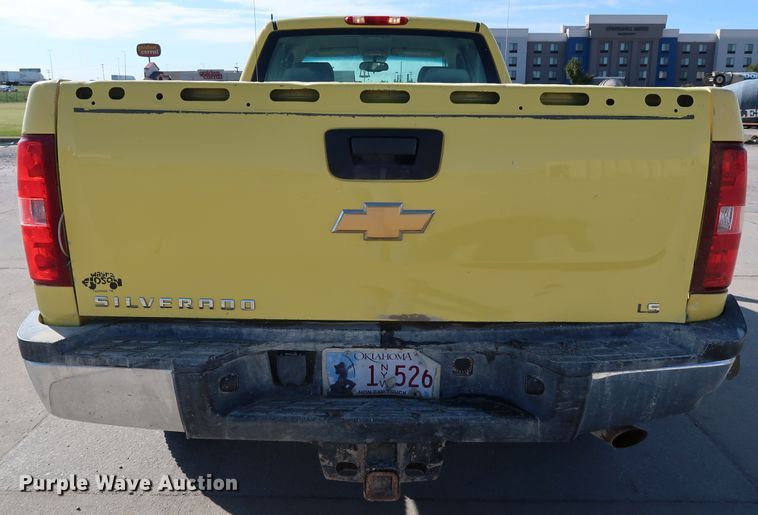 image for item JP9349 2012 Chevrolet Silverado 2500HD  Ext. Cab pickup truck