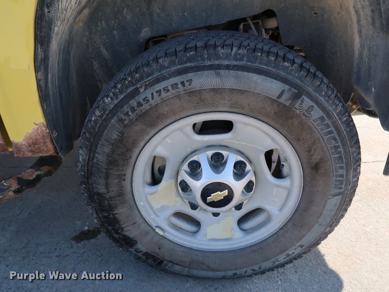 image for item JP9349 2012 Chevrolet Silverado 2500HD  Ext. Cab pickup truck