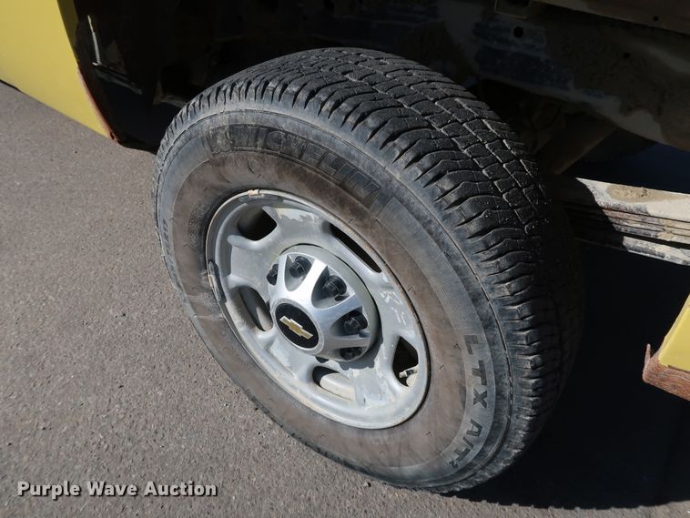 image for item JP9349 2012 Chevrolet Silverado 2500HD  Ext. Cab pickup truck