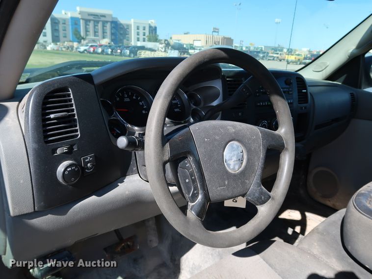 image for item JP9350 2008 Chevrolet Silverado 2500HD  Ext. Cab pickup truck