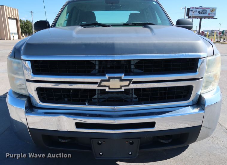image for item JP9350 2008 Chevrolet Silverado 2500HD  Ext. Cab pickup truck