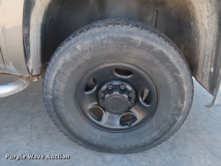 image for item JP9350 2008 Chevrolet Silverado 2500HD  Ext. Cab pickup truck