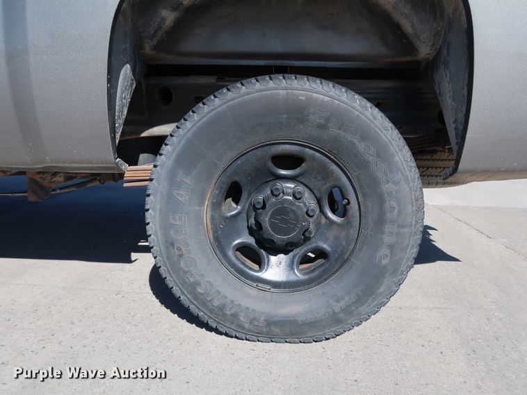 image for item JP9350 2008 Chevrolet Silverado 2500HD  Ext. Cab pickup truck