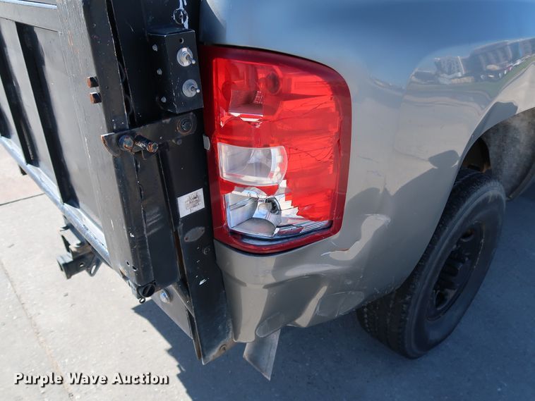 image for item JP9350 2008 Chevrolet Silverado 2500HD  Ext. Cab pickup truck