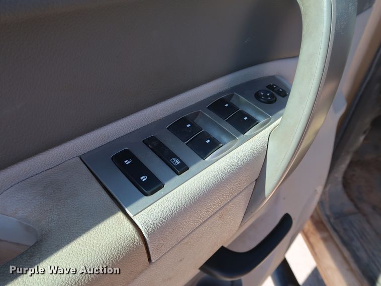 image for item JP9351 2012 Chevrolet Silverado 2500HD  Ext. Cab pickup truck