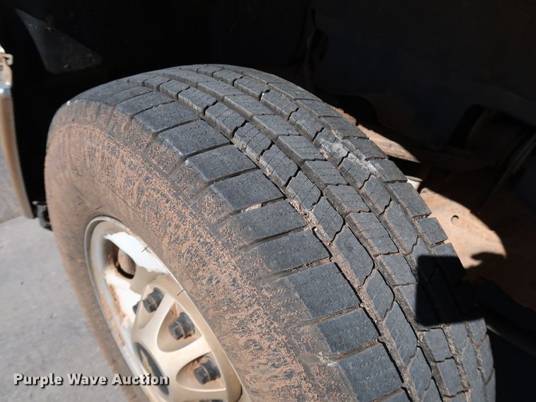 image for item JP9351 2012 Chevrolet Silverado 2500HD  Ext. Cab pickup truck