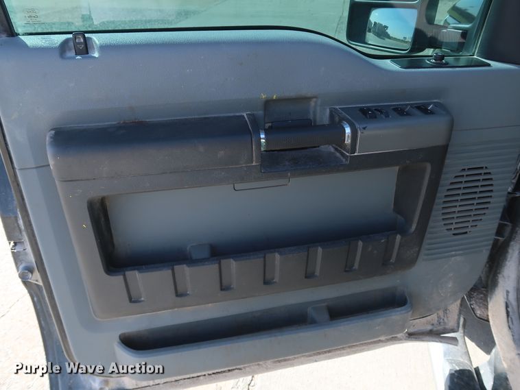 image for item JP9353 2012 Ford F250 Super Duty  Crew Cab pickup truck