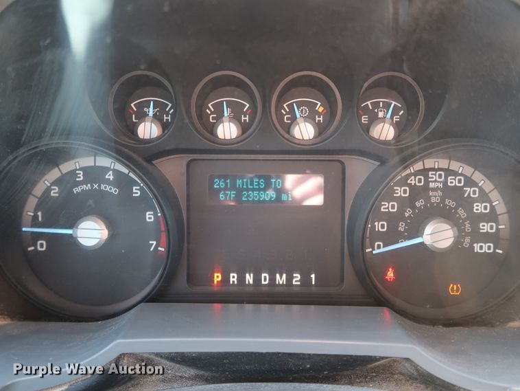 image for item JP9353 2012 Ford F250 Super Duty  Crew Cab pickup truck