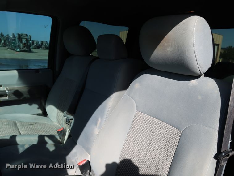 image for item JP9353 2012 Ford F250 Super Duty  Crew Cab pickup truck