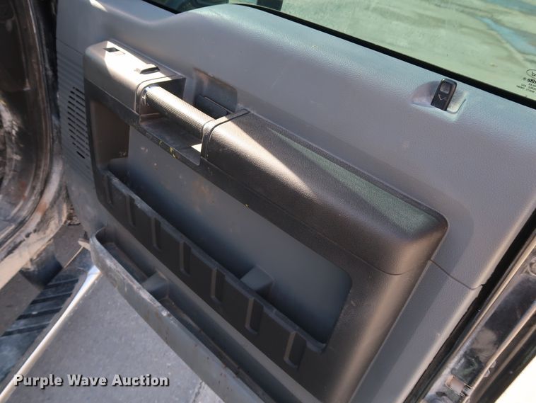 image for item JP9353 2012 Ford F250 Super Duty  Crew Cab pickup truck