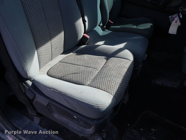 image for item JP9353 2012 Ford F250 Super Duty  Crew Cab pickup truck