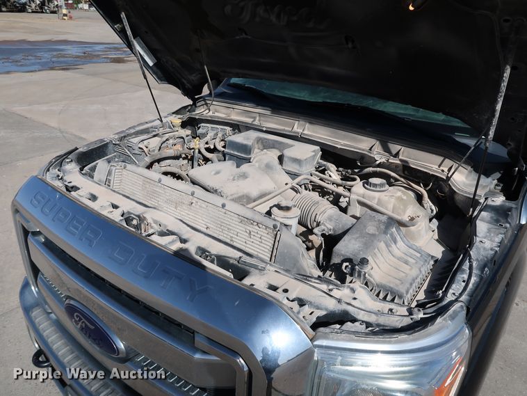 image for item JP9353 2012 Ford F250 Super Duty  Crew Cab pickup truck