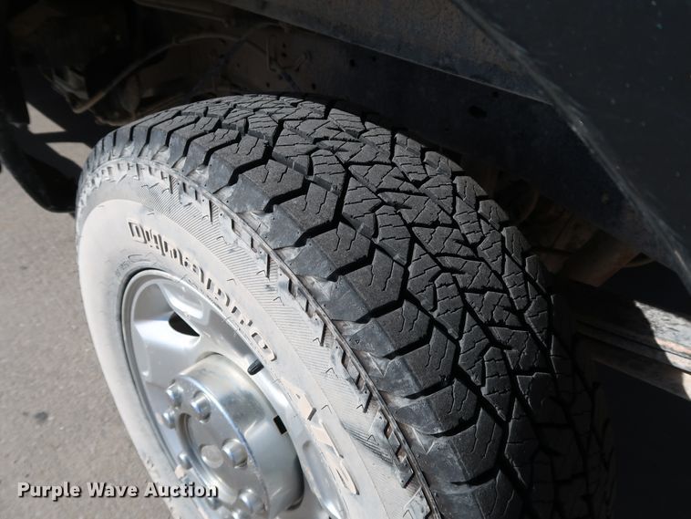 image for item JP9353 2012 Ford F250 Super Duty  Crew Cab pickup truck