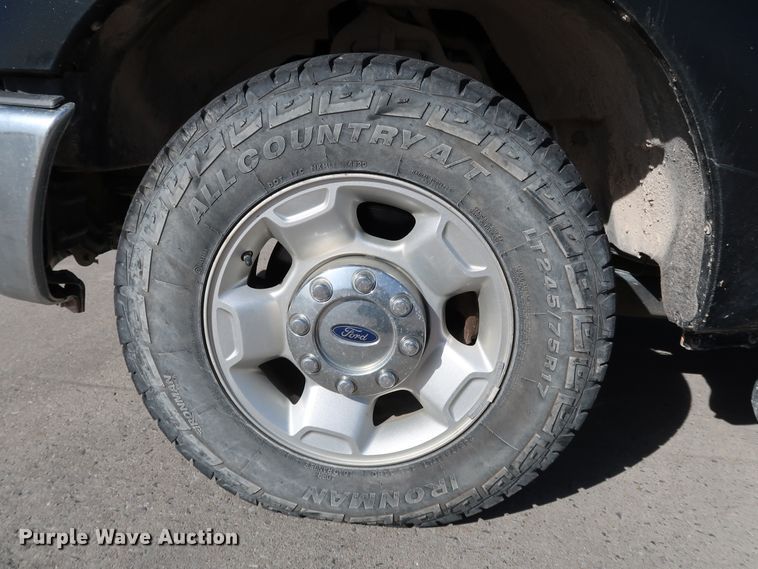 image for item JP9353 2012 Ford F250 Super Duty  Crew Cab pickup truck