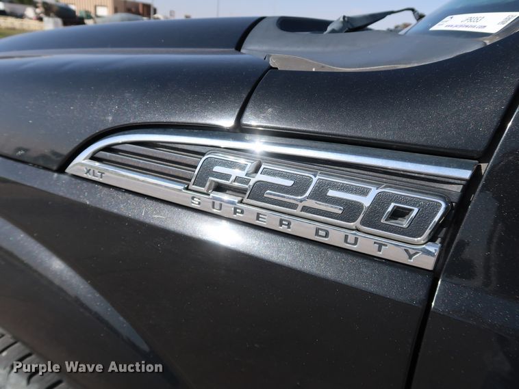 image for item JP9353 2012 Ford F250 Super Duty  Crew Cab pickup truck