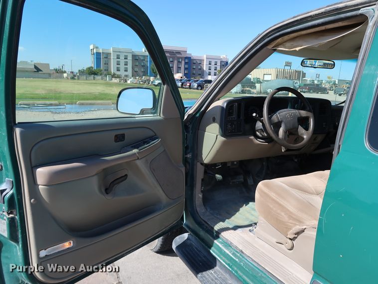 image for item JP9356 2006 Chevrolet Silverado 2500HD  Ext. Cab pickup truck