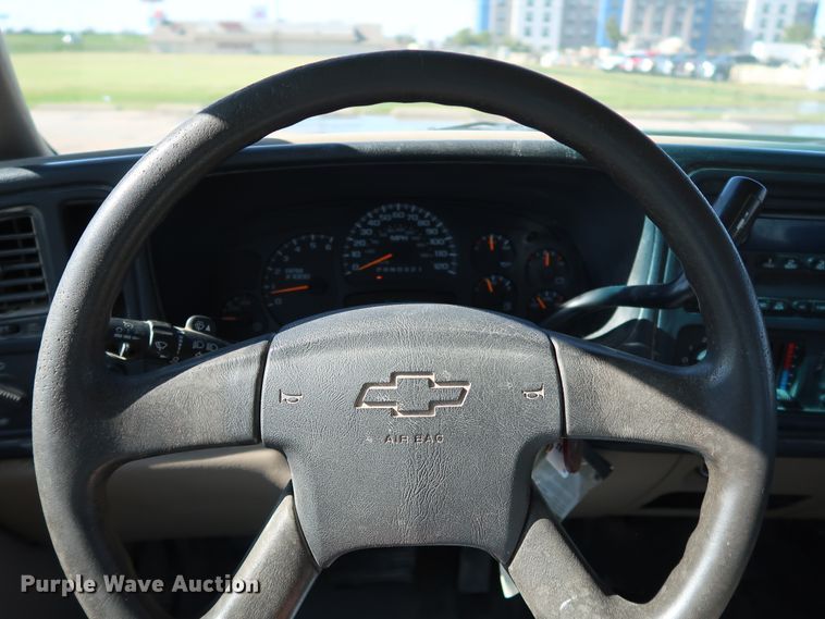 image for item JP9356 2006 Chevrolet Silverado 2500HD  Ext. Cab pickup truck