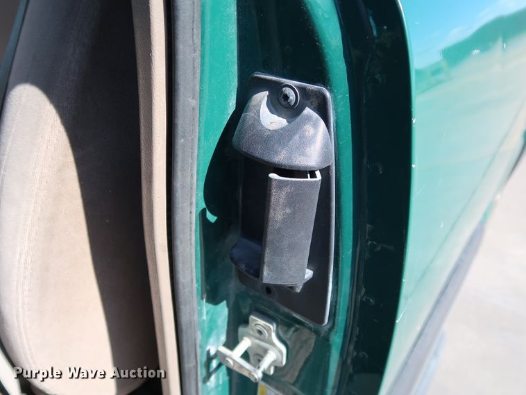 image for item JP9356 2006 Chevrolet Silverado 2500HD  Ext. Cab pickup truck