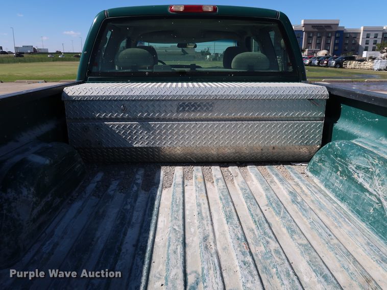 image for item JP9356 2006 Chevrolet Silverado 2500HD  Ext. Cab pickup truck