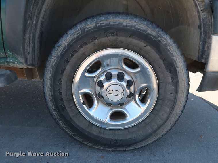 image for item JP9356 2006 Chevrolet Silverado 2500HD  Ext. Cab pickup truck