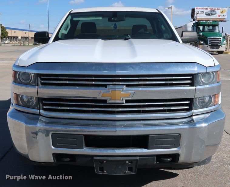 image for item JP9359 2015 Chevrolet Silverado 2500HD  pickup truck