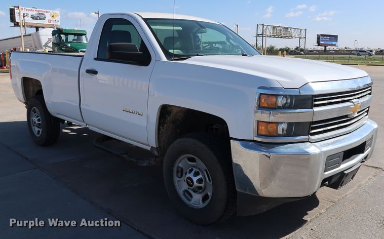 image for item JP9359 2015 Chevrolet Silverado 2500HD  pickup truck
