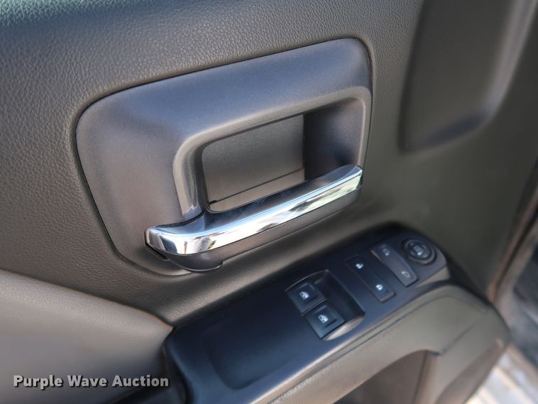 image for item JP9359 2015 Chevrolet Silverado 2500HD  pickup truck